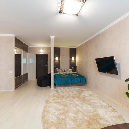 Studio Apartment On Bazhana Kiev Exterior foto
