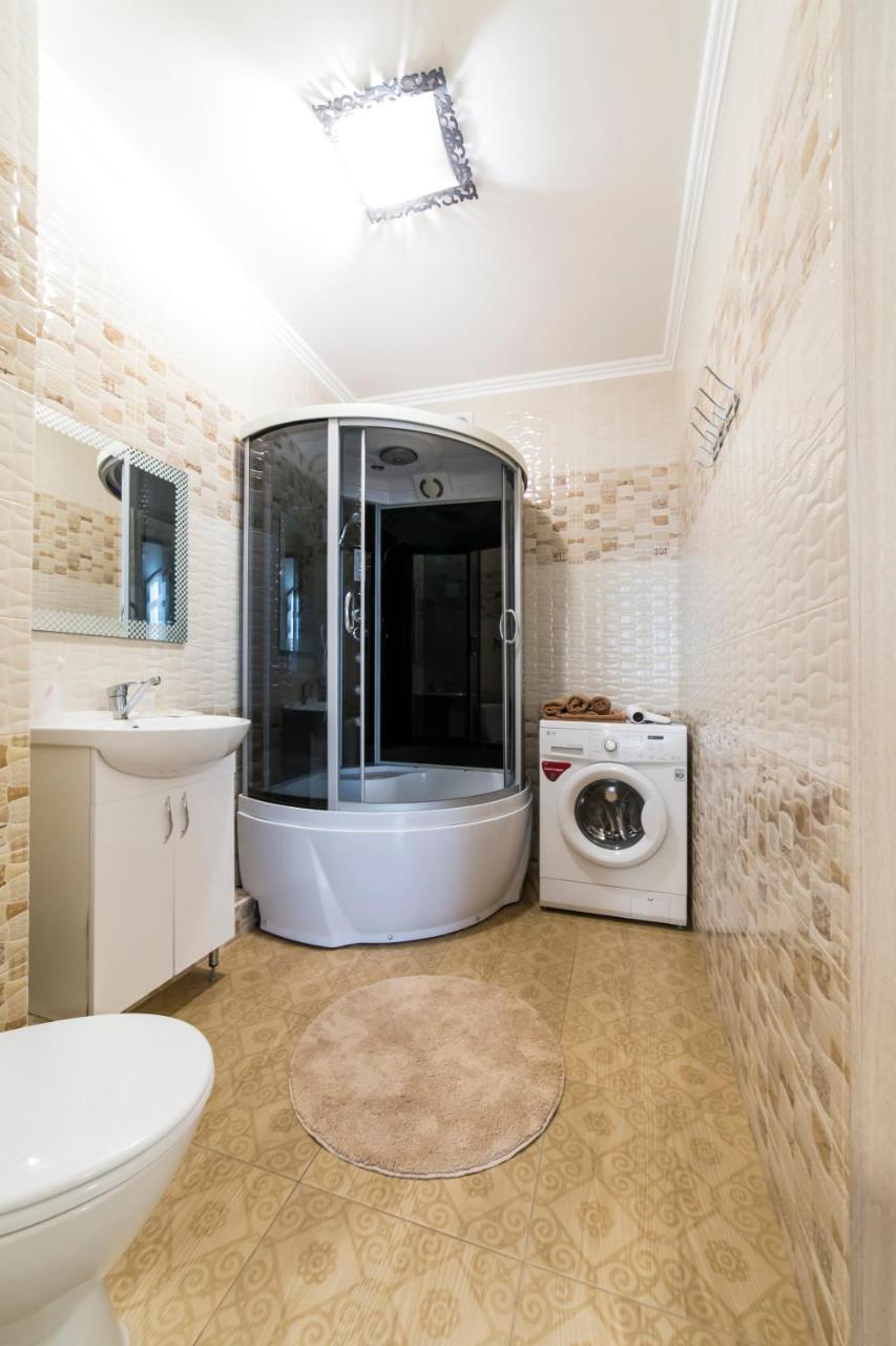 Studio Apartment On Bazhana Kiev Exterior foto